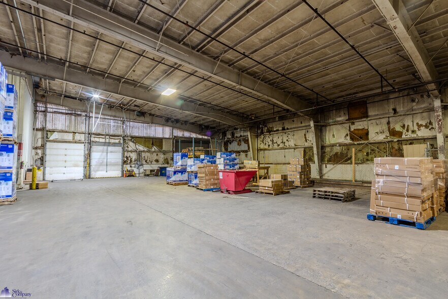 More Photos Of 7845 Carneal Rd, West Paducah Warehouse For Sale