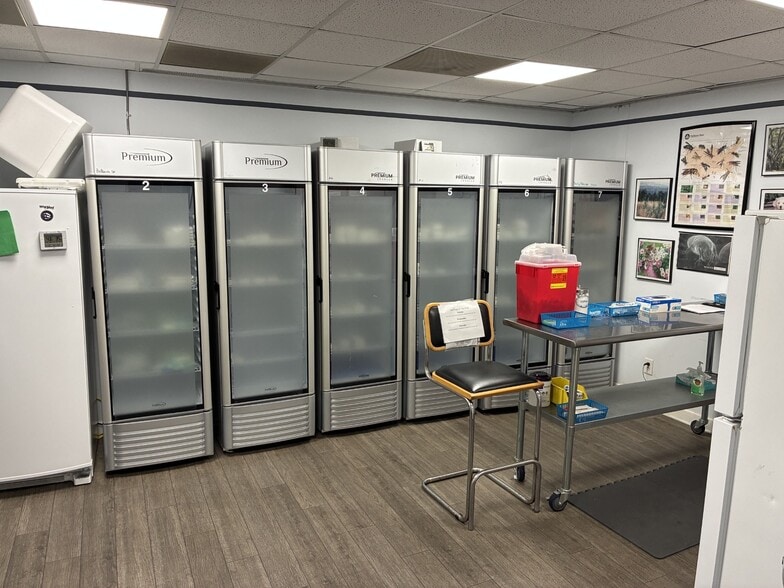 More Photos Of 5223 Paulsen St, Savannah Medical For Lease