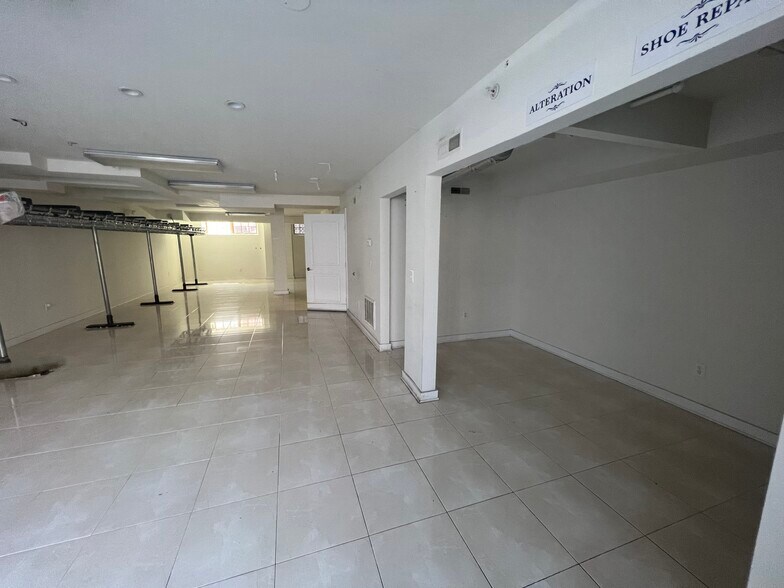 More Photos Of 299-307 Grand St, Jersey City Apartments For Lease
