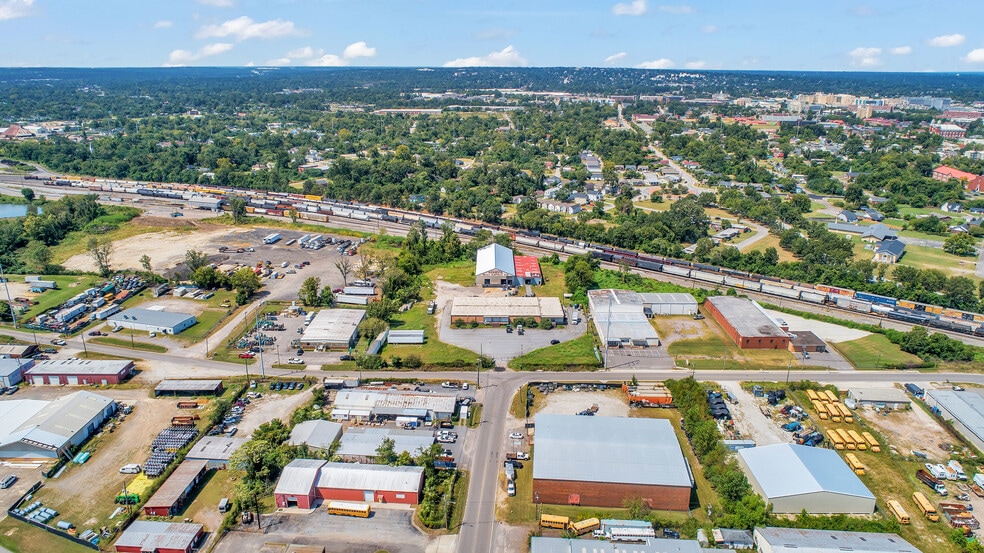 More Photos Of 1219 New Savannah Rd, Augusta Distribution For Lease