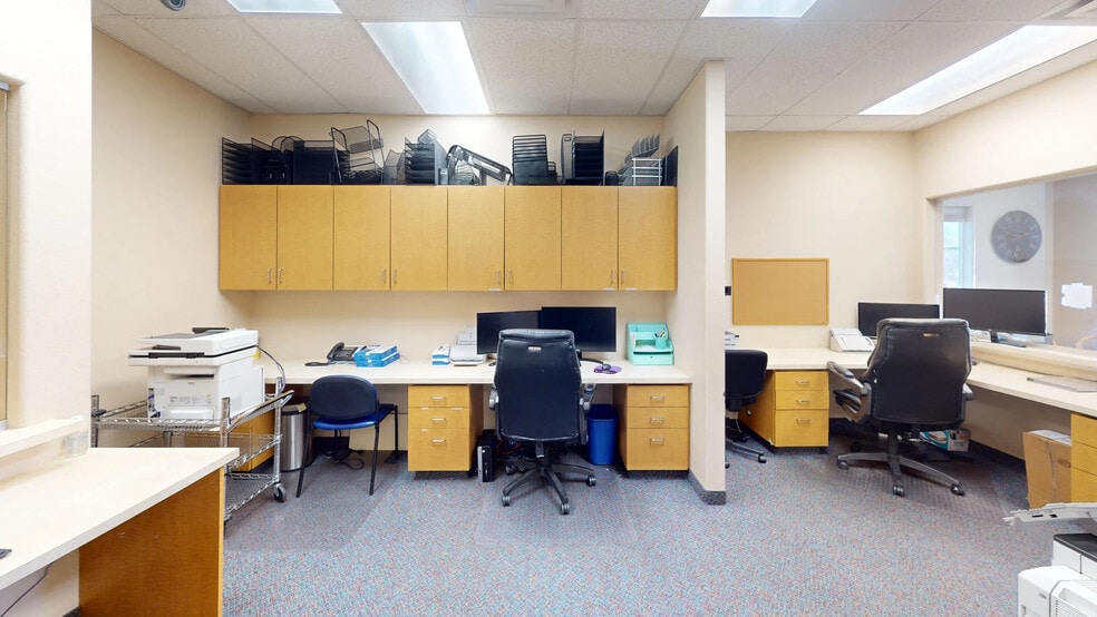 More Photos Of 540 W Plumb Ln, Reno Medical For Lease