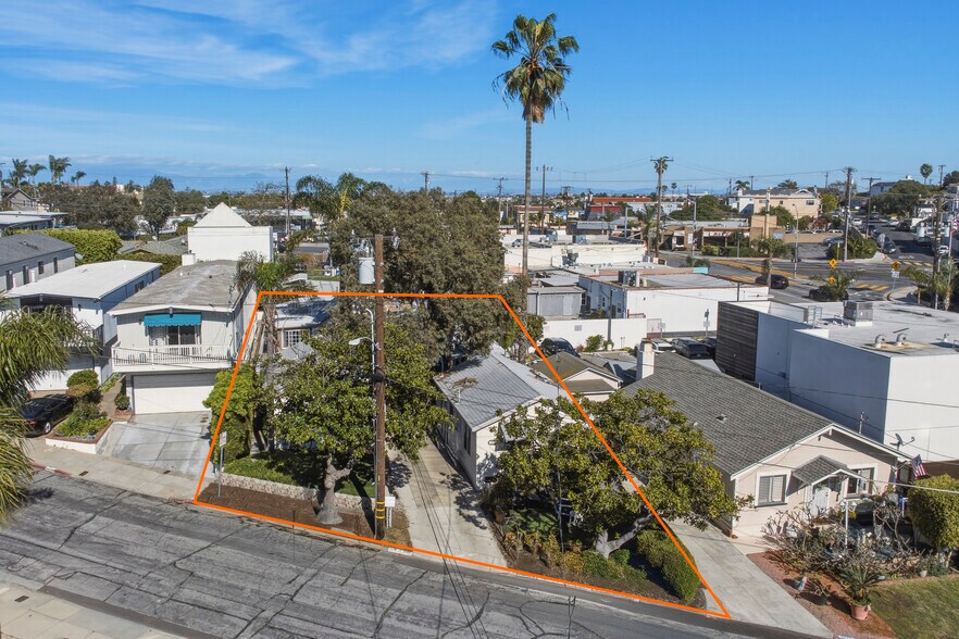 More Photos Of 1222 Corona St, Hermosa Beach Apartments For Sale