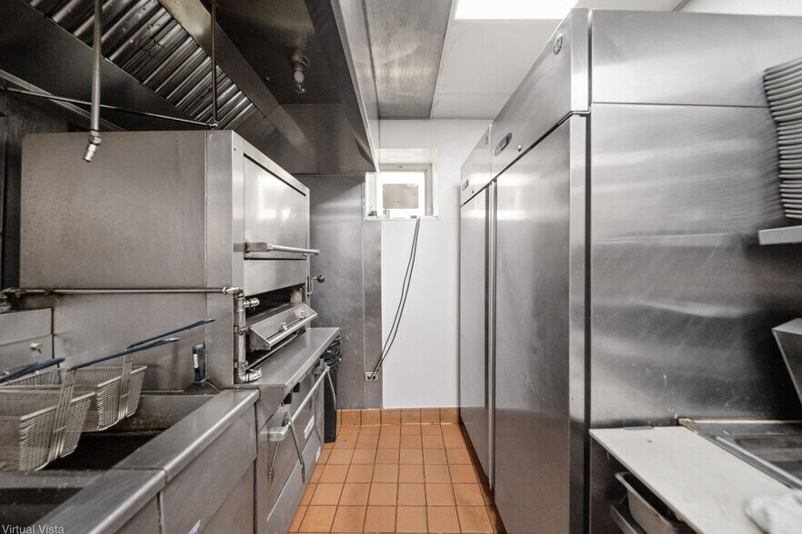 More Photos Of 7427 Roosevelt Rd, Forest Park Restaurant For Sale