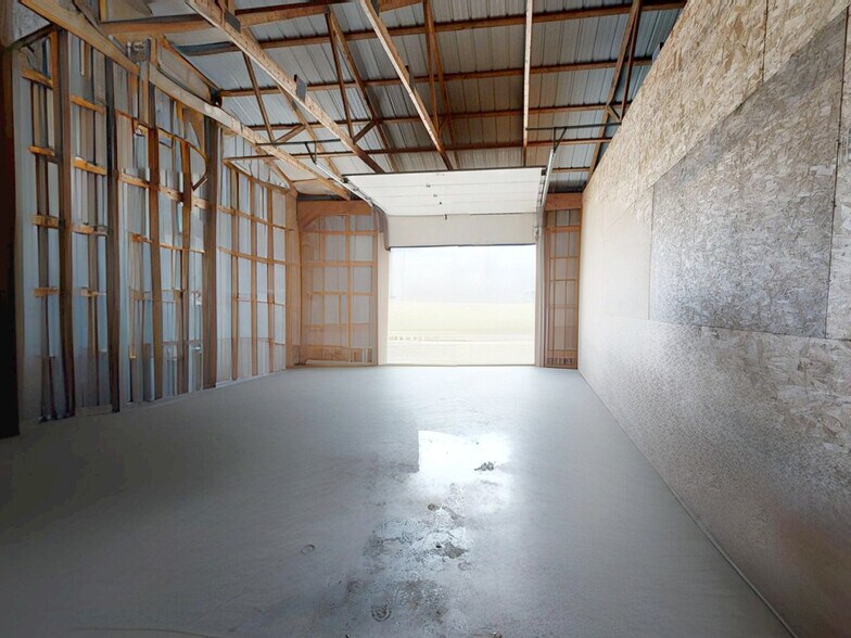 More Photos Of 2505 Avonia Rd, Fairview Industrial For Sale