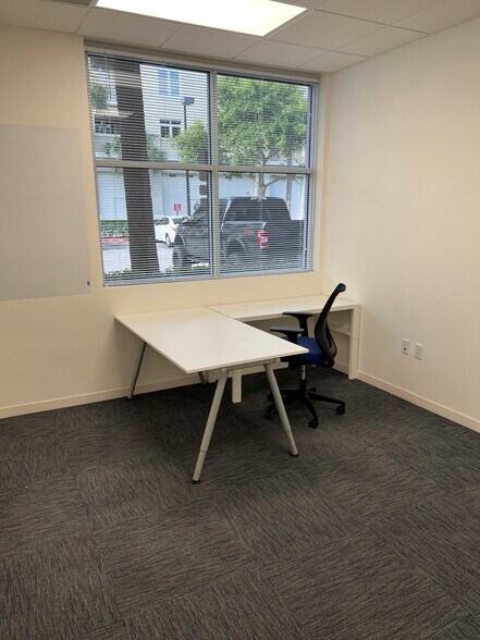 More Photos Of 1200 University Blvd, Jupiter Medical For Lease