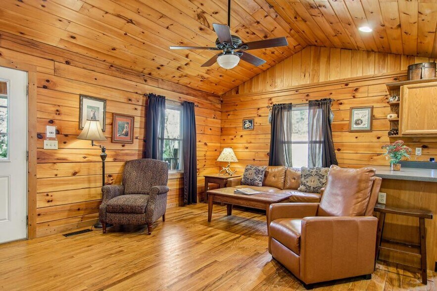 More Photos Of 33 Shepherds Creek rd, Bryson City Specialty For Sale