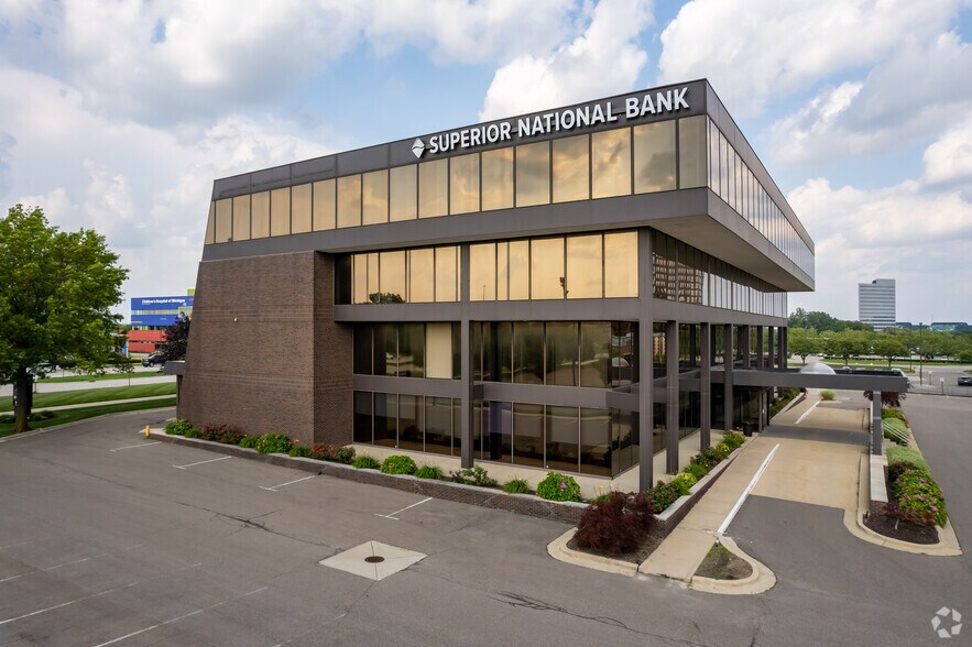 Primary Photo Of 363 W Big Beaver Rd, Troy Office For Lease