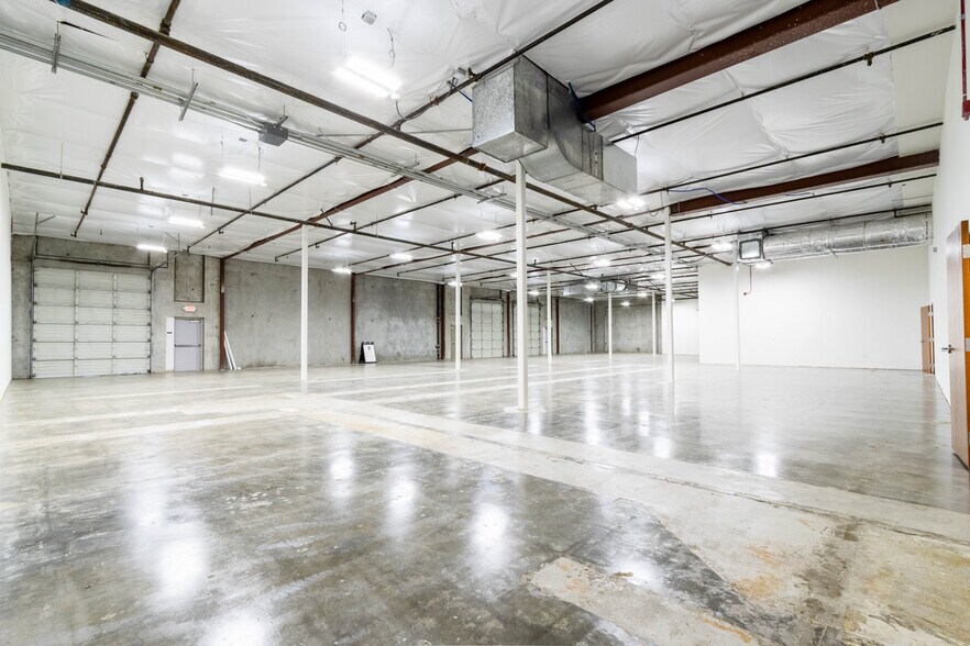 More Photos Of 1740 Cesar Chavez St, San Francisco Unknown For Lease