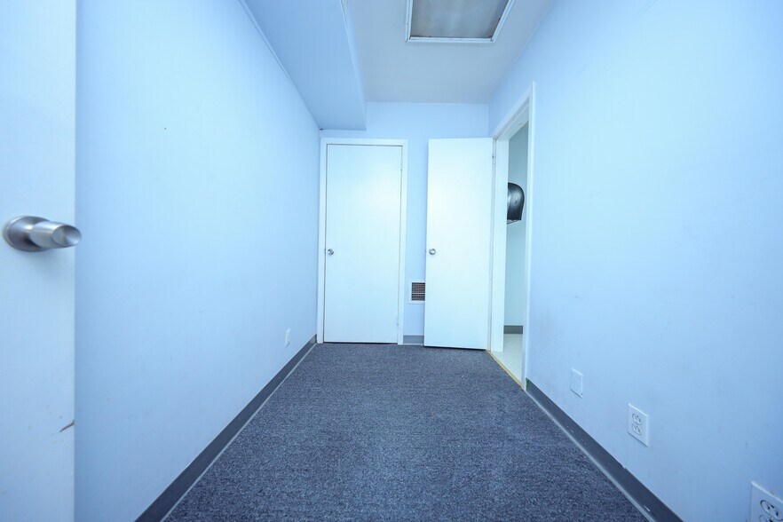 More Photos Of 206-212 Canal St, New York Office Residential For Sale