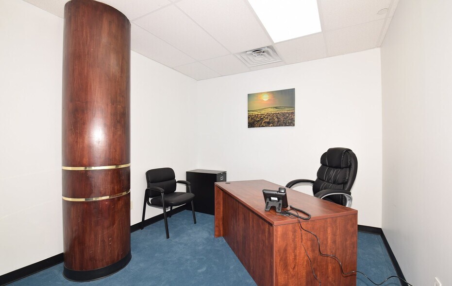 More Photos Of 25 Melville Park Rd, Melville Office For Lease