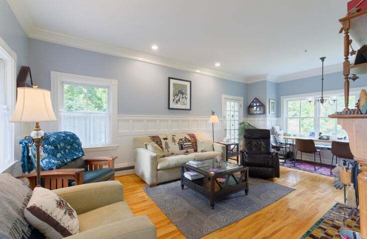 More Photos Of 11 Holbrook St, Freeport Hospitality For Sale