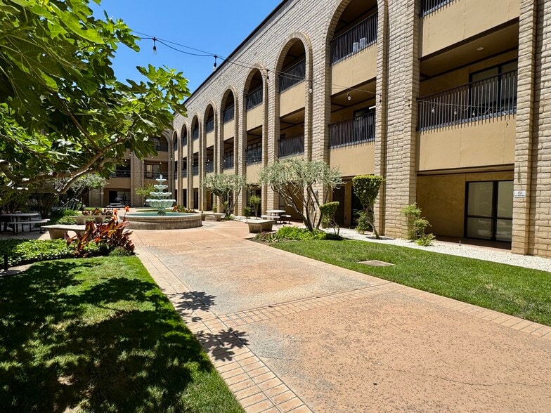 Primary Photo Of 1900 Mariposa Mall, Fresno Office For Lease