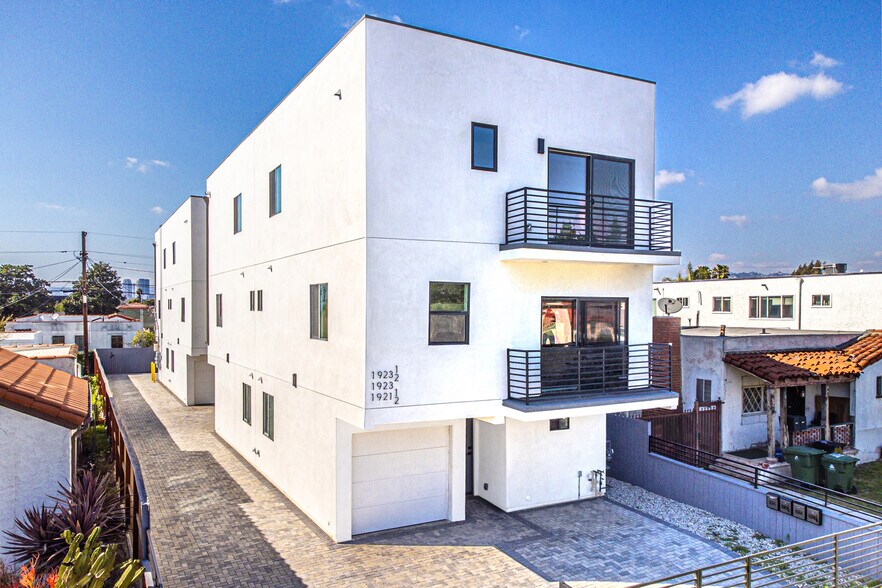 More Photos Of 1923 Carmona Ave, Los Angeles Multifamily For Sale