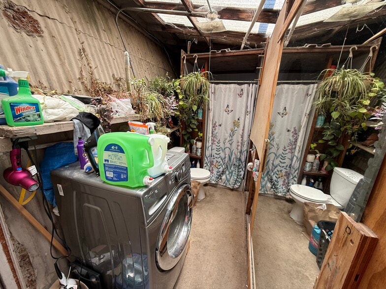 More Photos Of 314 Lemon St, Vallejo Warehouse For Sale