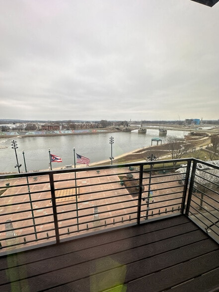 More Photos Of 140 E Monument Ave, Dayton Apartments For Lease