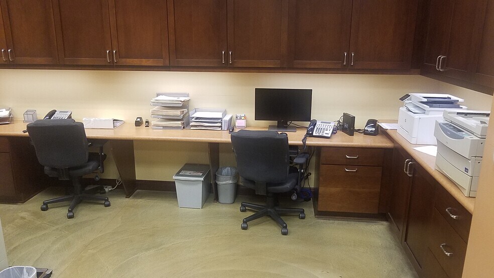 More Photos Of 7884 W Sahara Ave, Las Vegas Medical For Sale
