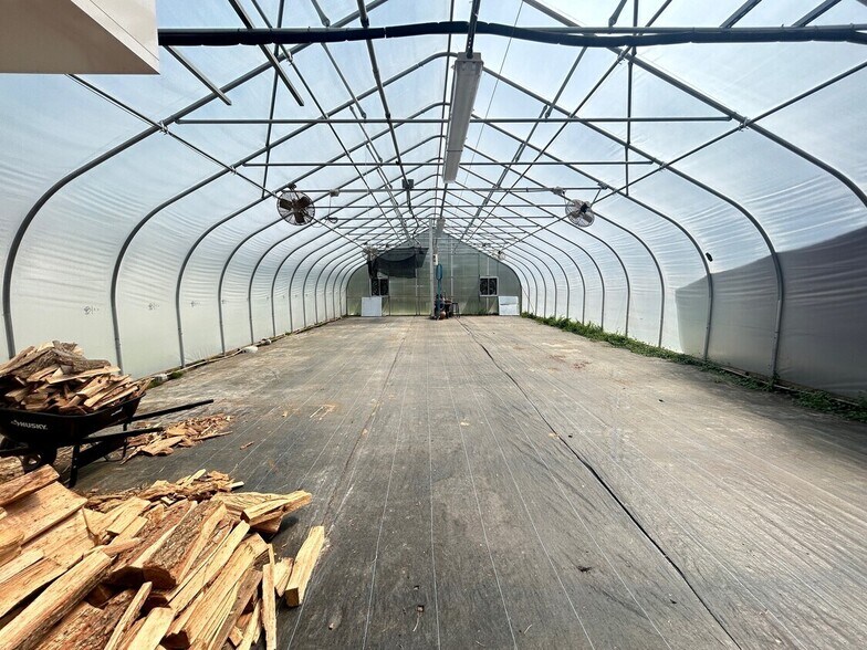 More Photos Of 244 Amesbury Rd, Kensington General Retail For Sale