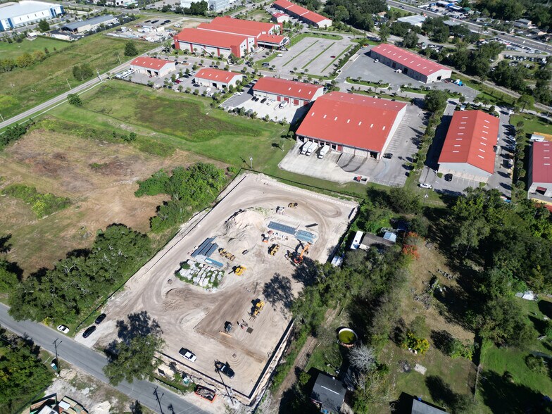 Primary Photo Of 357 W 4th St, Apopka Warehouse For Lease