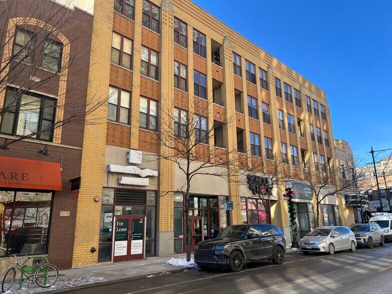 More Photos Of 3254 N Lincoln Ave, Chicago Storefront Retail Office For Lease