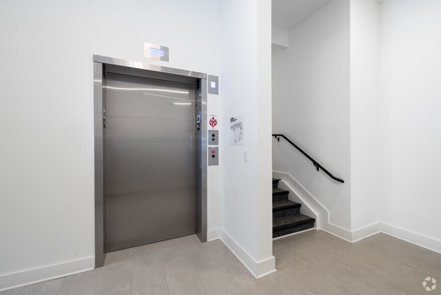 More Photos Of 451 Church St, Norfolk Apartments For Lease