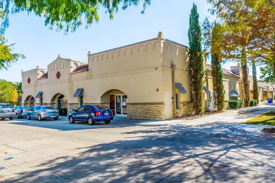 More Photos Of 60 Village Ln, Colleyville Office For Lease