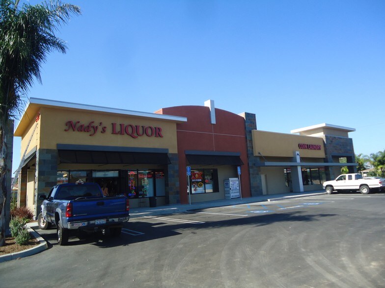 More Photos Of 3135 Harbor Blvd, Costa Mesa General Retail For Sale