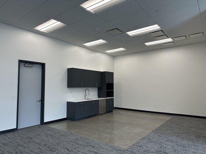 More Photos Of 25801 Industrial Blvd, Hayward Research And Development For Lease