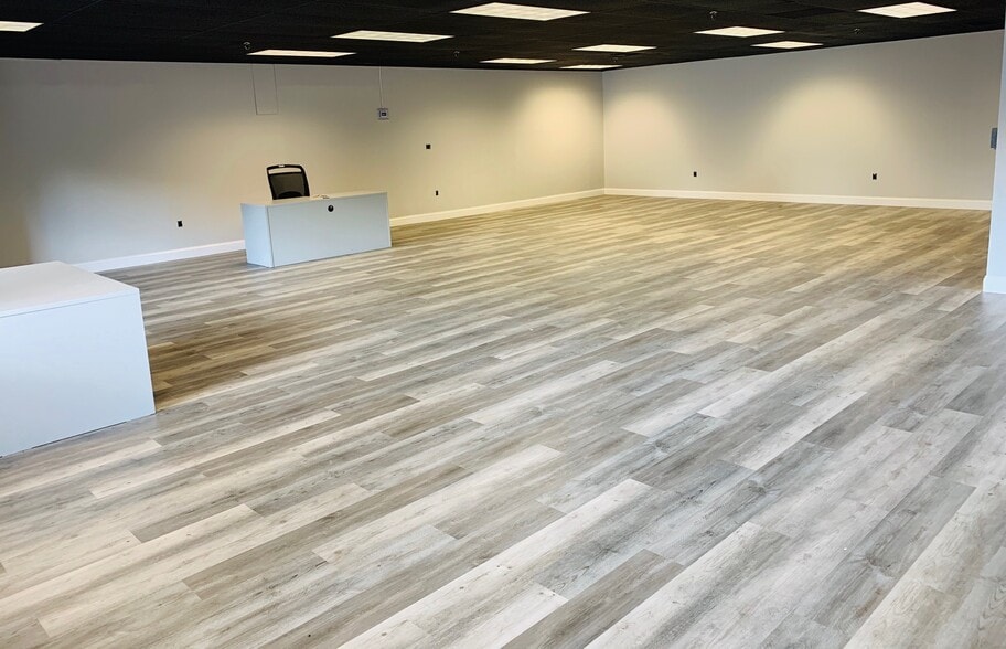 More Photos Of 45 Knight St, Jaffrey Light Manufacturing For Lease