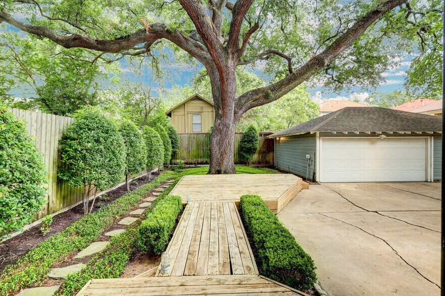 More Photos Of 414 Branard St, Houston Medical For Sale