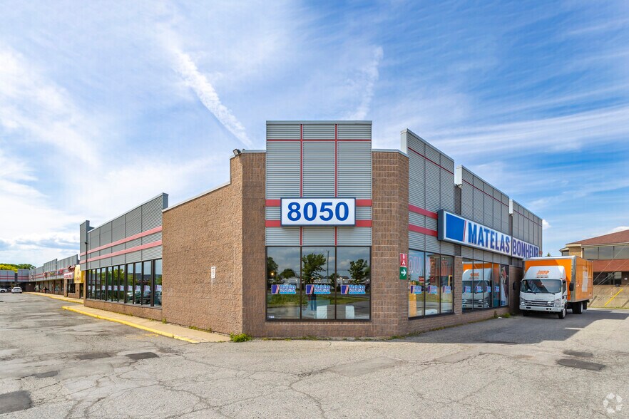 Primary Photo Of 8050 Boul Taschereau, Brossard Storefront For Lease