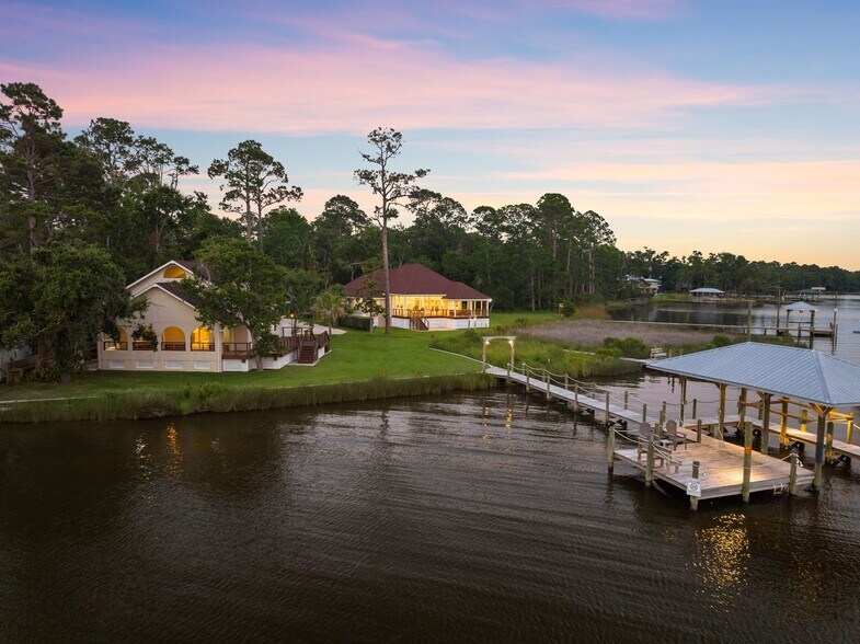 More Photos Of 104 George Ellis Pt, Freeport Land For Sale