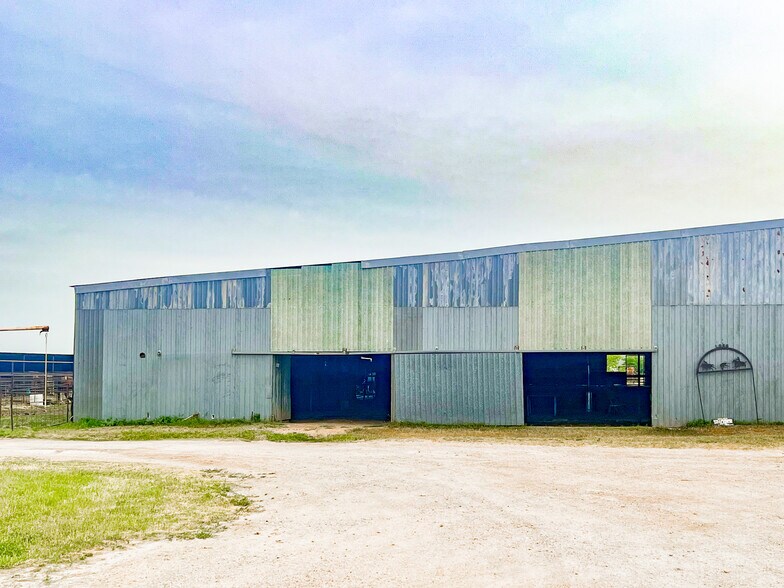 More Photos Of 4901 Eagle Pass Rd, Abilene Warehouse For Sale