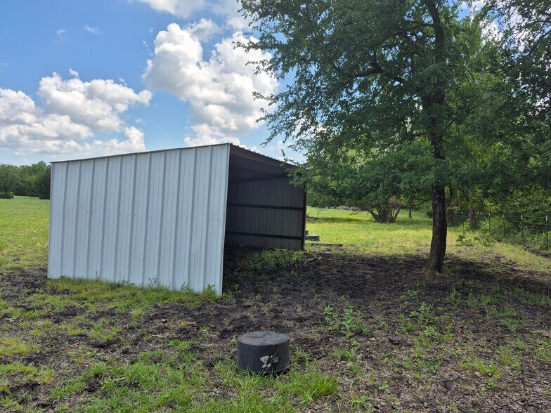 More Photos Of 9561 N TX-50 Hwy, Ladonia Land For Sale