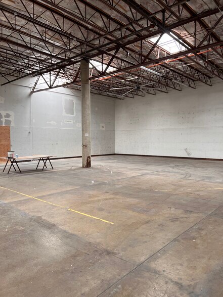 More Photos Of 4060 S 500 W, Salt Lake City Manufacturing For Lease