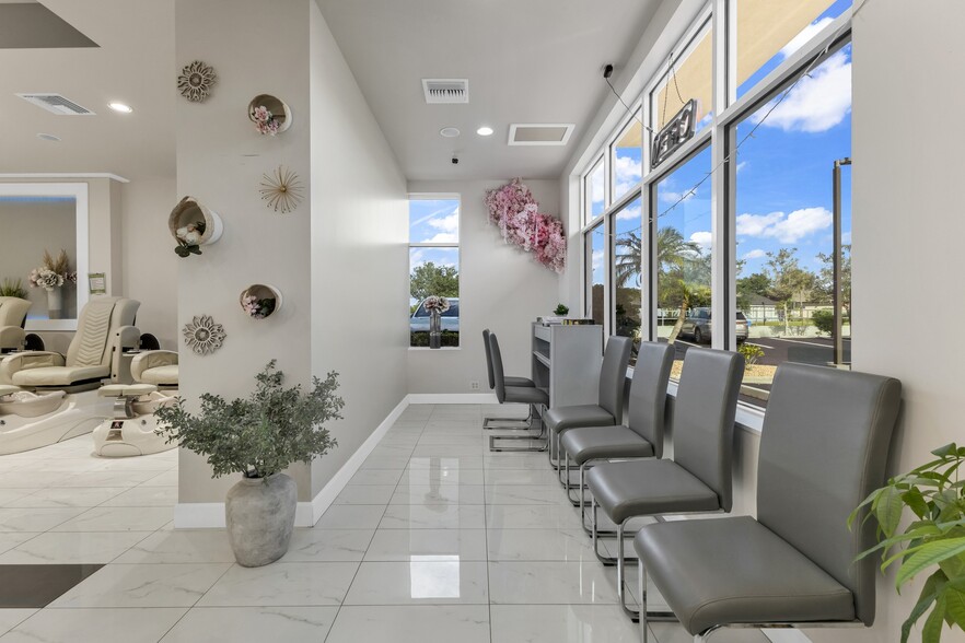 More Photos Of 24420 Sandhill Blvd, Punta Gorda Storefront Retail Office For Sale