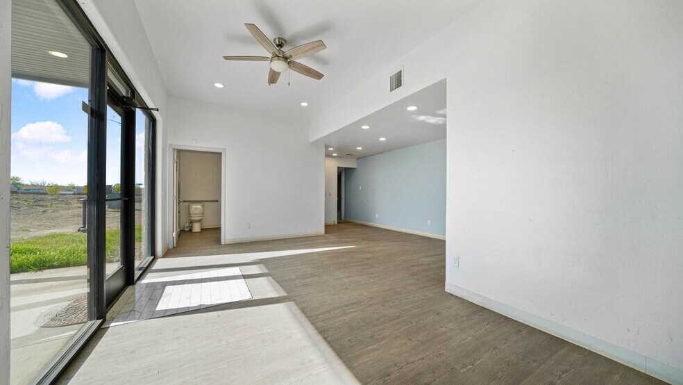 More Photos Of 3199 Hall Ave, Grand Junction Storefront Retail Office For Sale