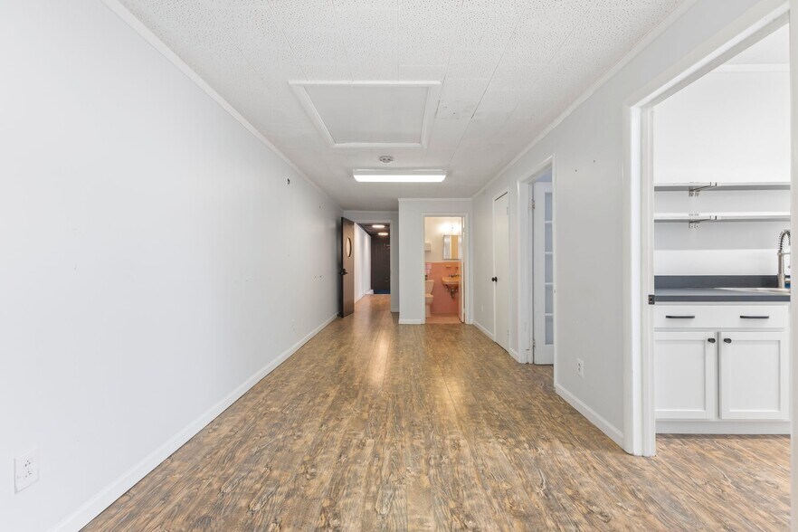 More Photos Of 1453 Pennsylvania Ave SE, Washington Storefront Retail Office For Lease