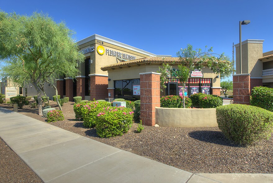 More Photos Of 5940 W Union Hills Dr, Glendale General Retail For Lease