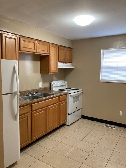 More Photos Of 4908 Northcutt Pl, Dayton Apartments For Sale