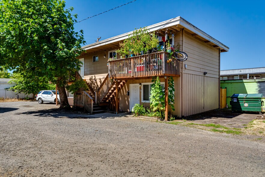 More Photos Of , Eugene Multifamily For Sale