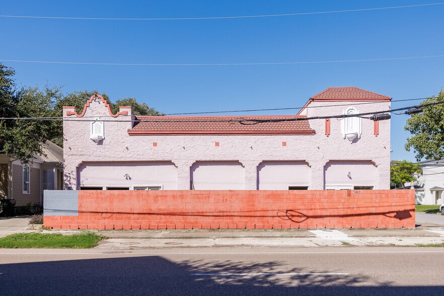 More Photos Of 801 S Carancahua St, Corpus Christi Apartments For Sale