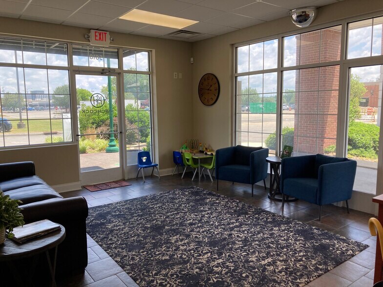 More Photos Of 5618 Brainerd Rd, Chattanooga Medical For Sale