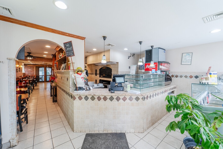 More Photos Of La Strada Cafe, Branchburg Restaurant For Sale