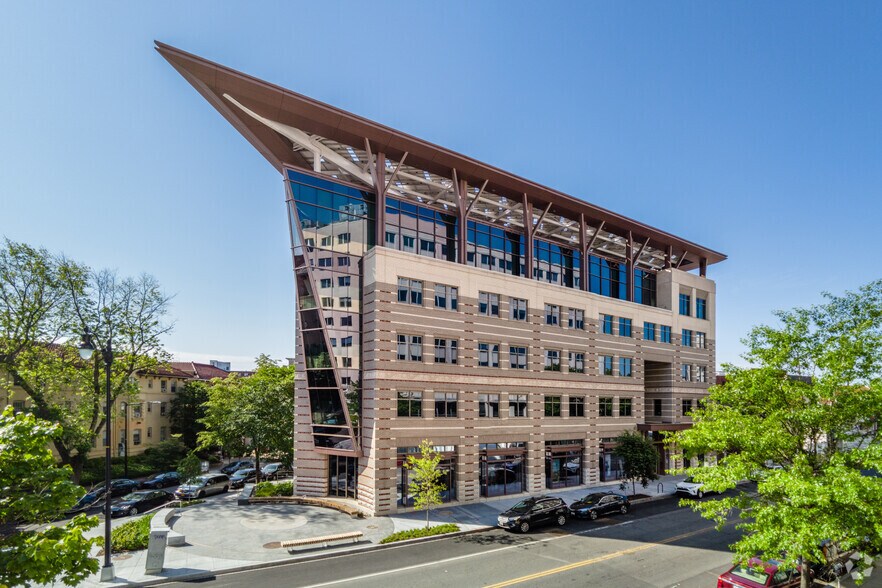 More Photos Of 2000 Florida Ave NW, Washington Office For Sale