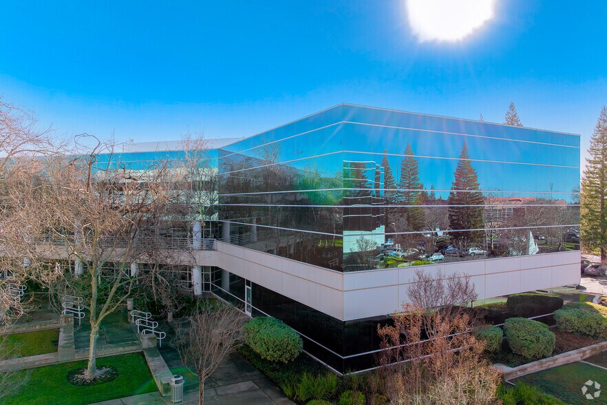 More Photos Of 3017 Douglas Blvd, Roseville Office For Lease