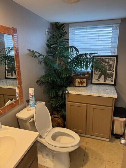 More Photos Of 5643 Cheviot Rd, Cincinnati Office For Lease