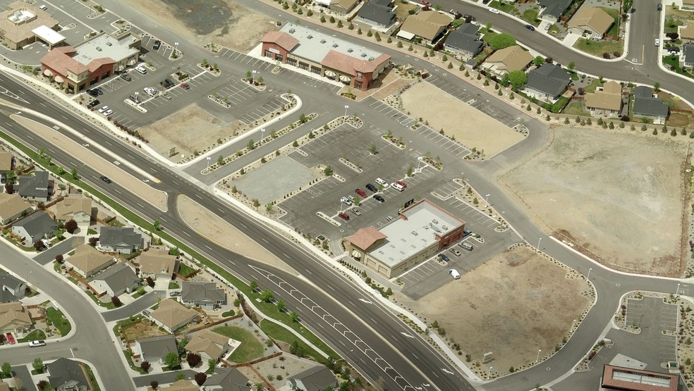 More Photos Of Los Altos Pky, Sparks Unknown For Lease