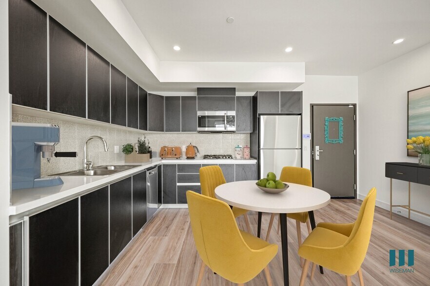More Photos Of 951 Ogden Ave, Los Angeles Apartments For Lease