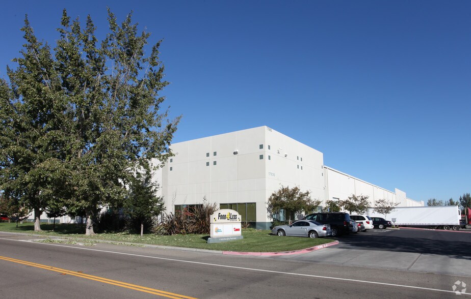 More Photos Of 17995 Murphy Pky, Lathrop Industrial For Sale