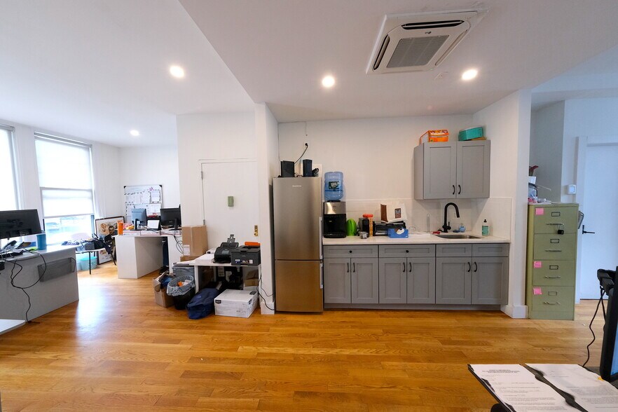 More Photos Of 63 Lafayette Ave, Brooklyn Storefront Retail Residential For Lease